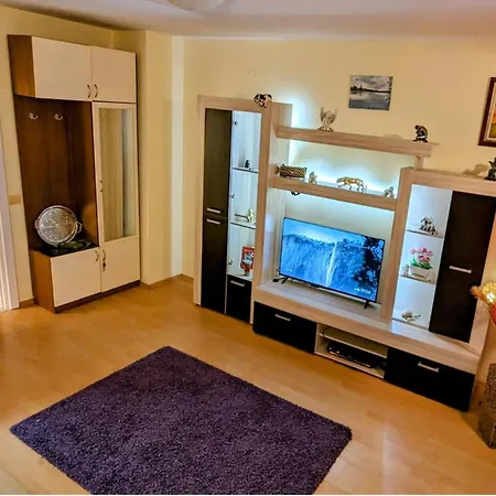 Sunny Serenity Апартаменты *